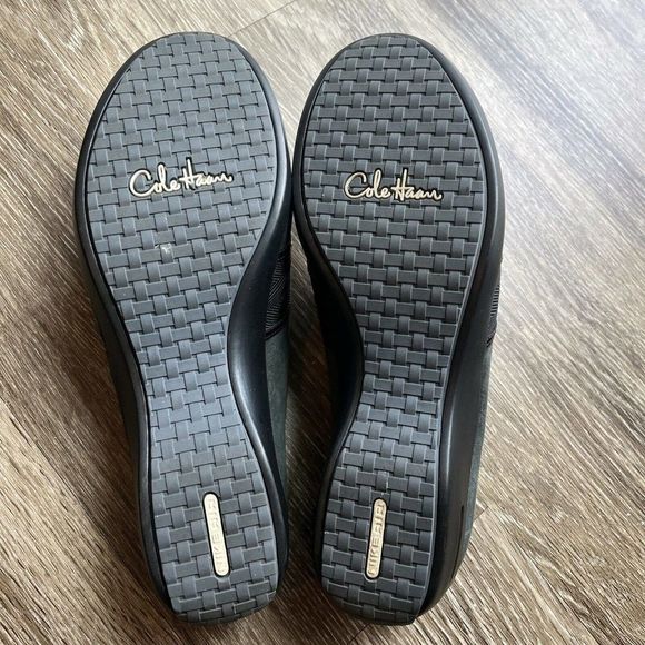 COLE HAAN G Series Women's Size 8AA Gray/Black Leather Wedge Slide On Mules - Picture 7 of 11